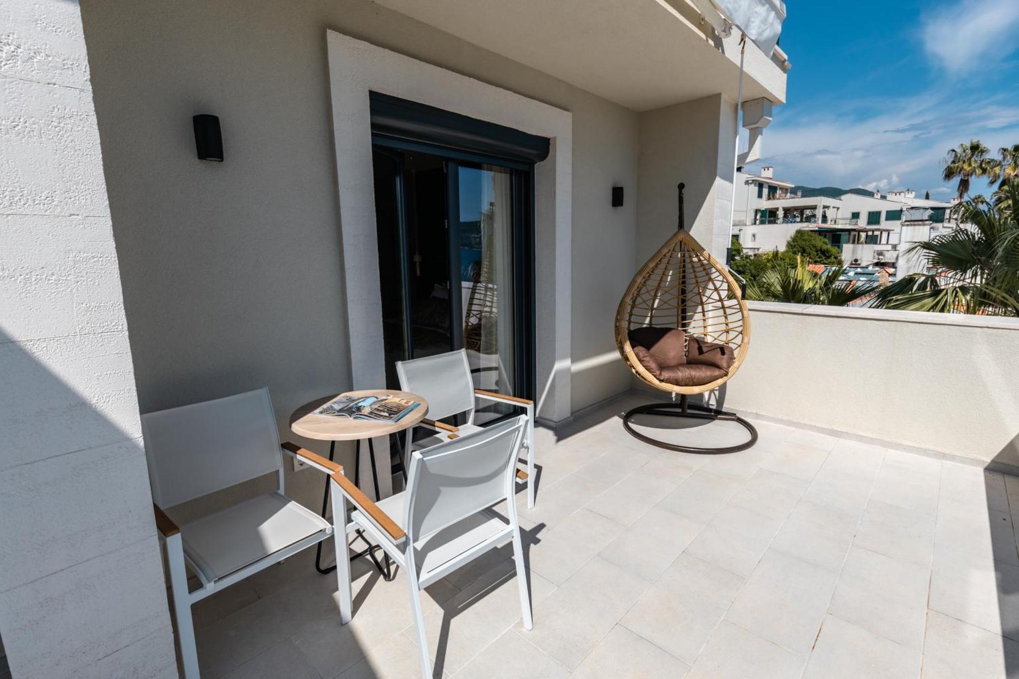 Hotel Vila Hedonija Herceg Novi Dış mekan fotoğraf